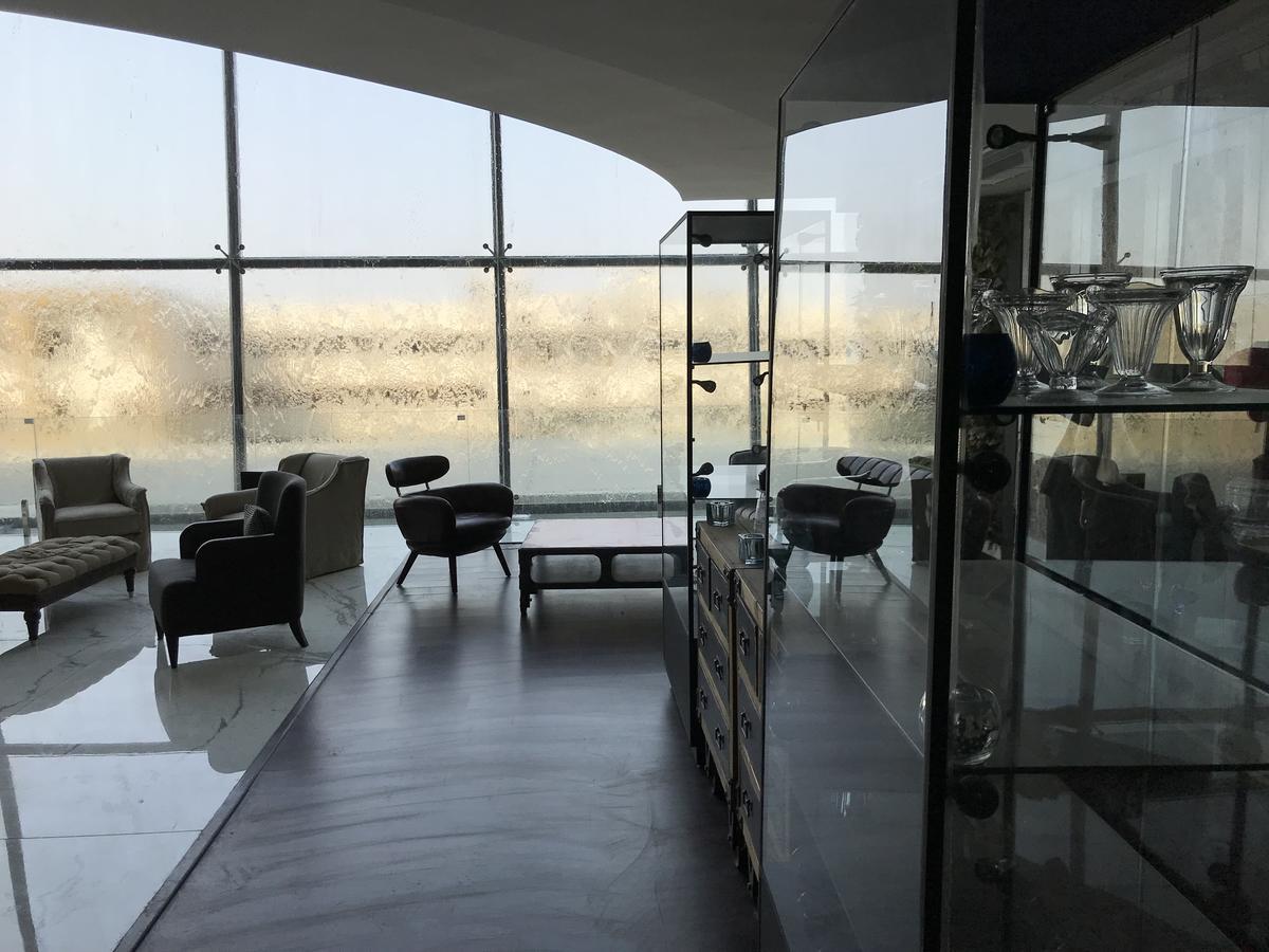 Regenta Central Hotel & Convention Centre Нагпур Екстериор снимка